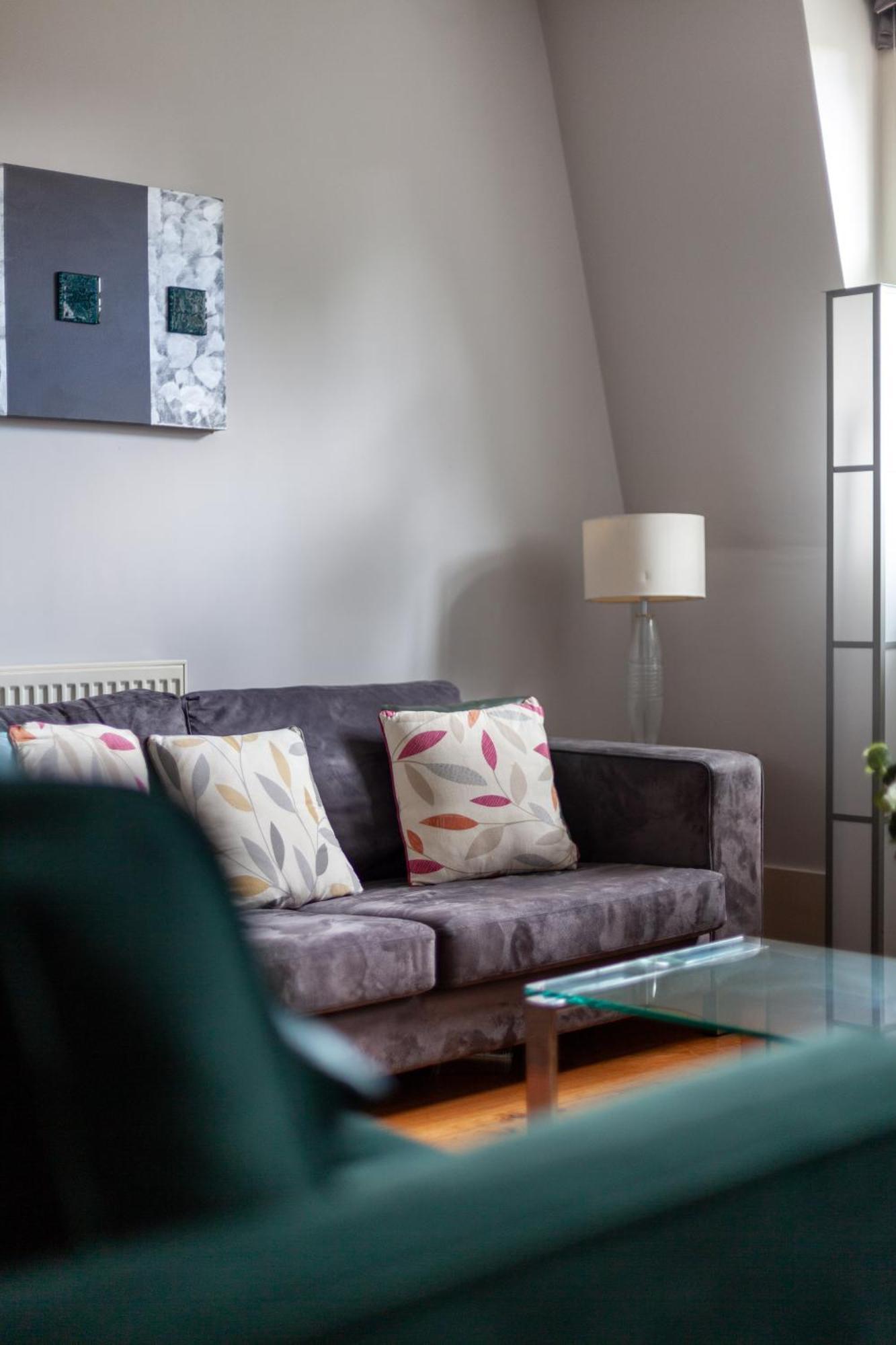 Deluxe Holborn Two Bedroom Apartment ลอนดอน ภายนอก รูปภาพ