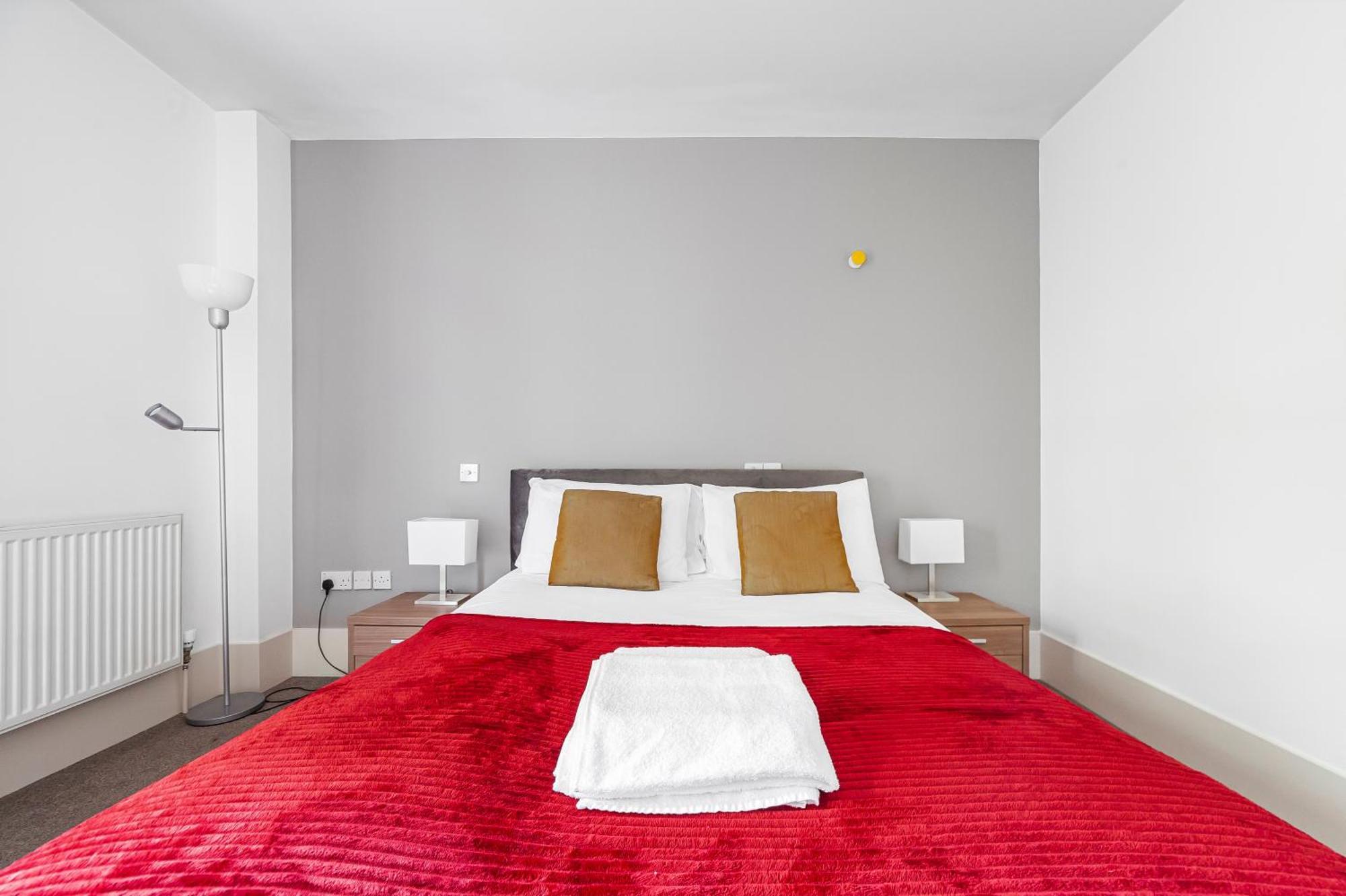 Deluxe Holborn Two Bedroom Apartment ลอนดอน ภายนอก รูปภาพ