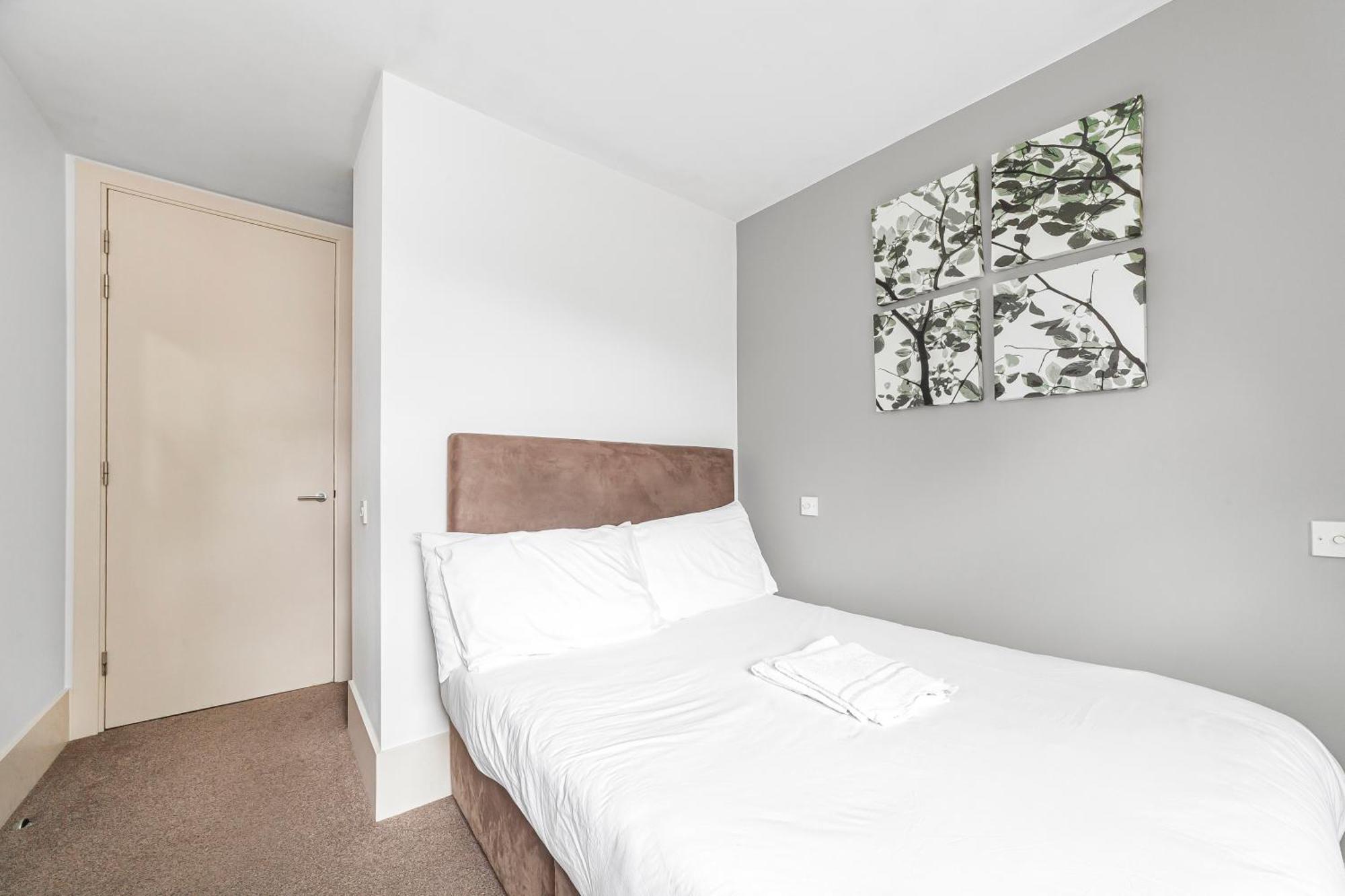 Deluxe Holborn Two Bedroom Apartment ลอนดอน ภายนอก รูปภาพ