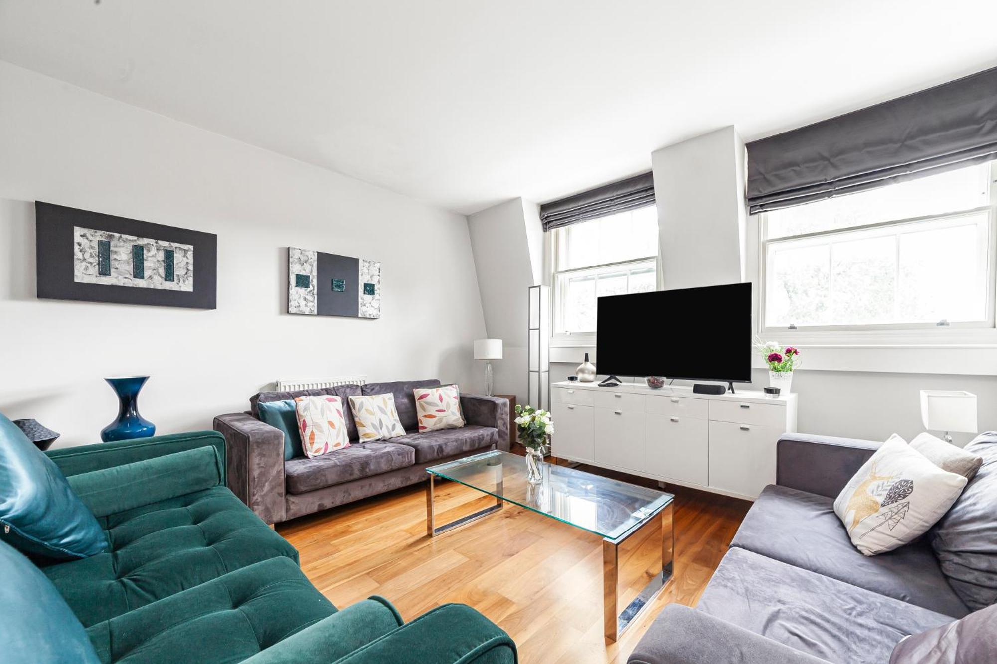Deluxe Holborn Two Bedroom Apartment ลอนดอน ภายนอก รูปภาพ